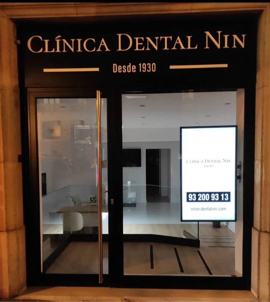entrada clínica dental Nin